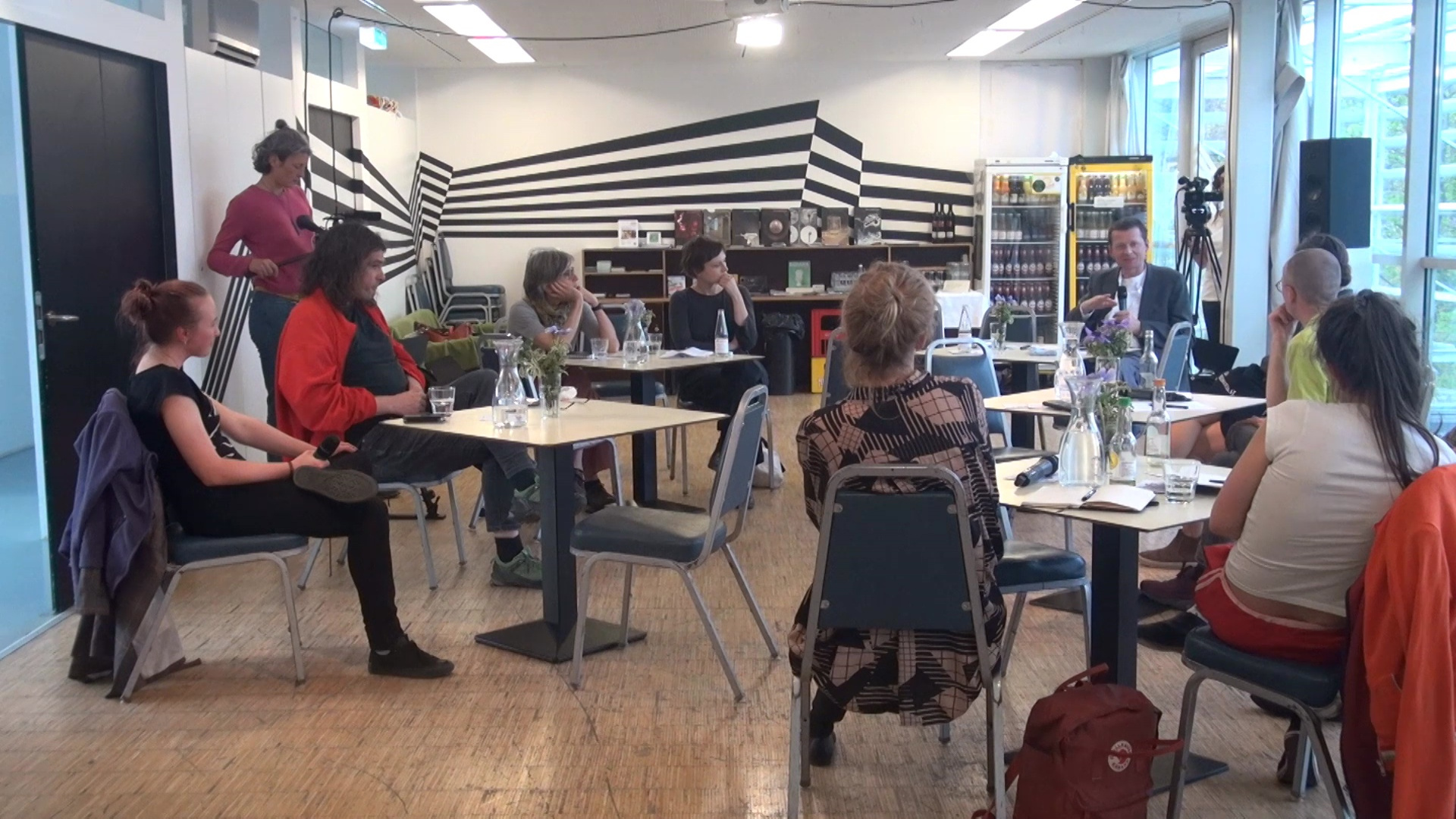 Extrazimmer XI und XII Videos